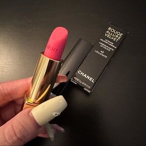 CHANEL ROUGE ALLURE VELVET LIPSTICK #42
